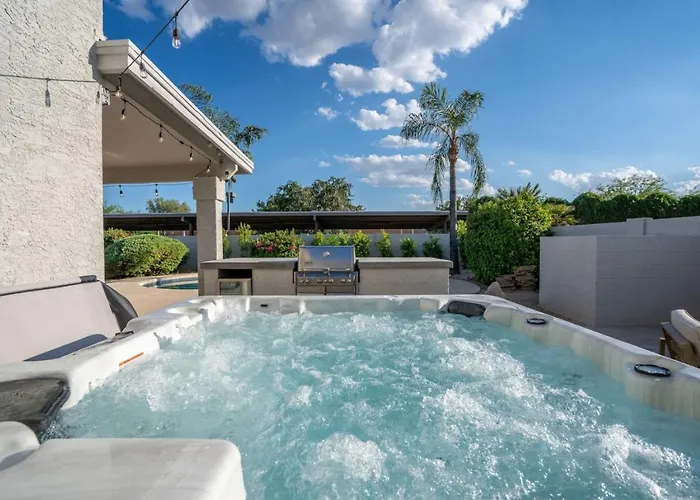 5bedroom In Pv With Heated Pool, Hot Tub, Putting Green, Near Tpc Golf Course Holiday home Phoenix